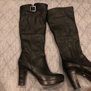 NEVER WORN! NEW authentic all leather Ugg boots